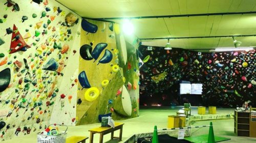 静岡県のクライミング施設「PLANET（プラネット） クライミングジム 袋井店」